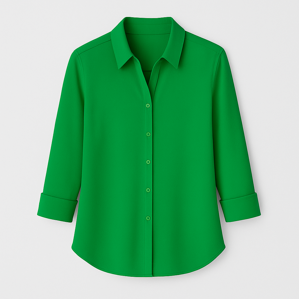 Button-up blouse with collar and 3/4 sleeves.