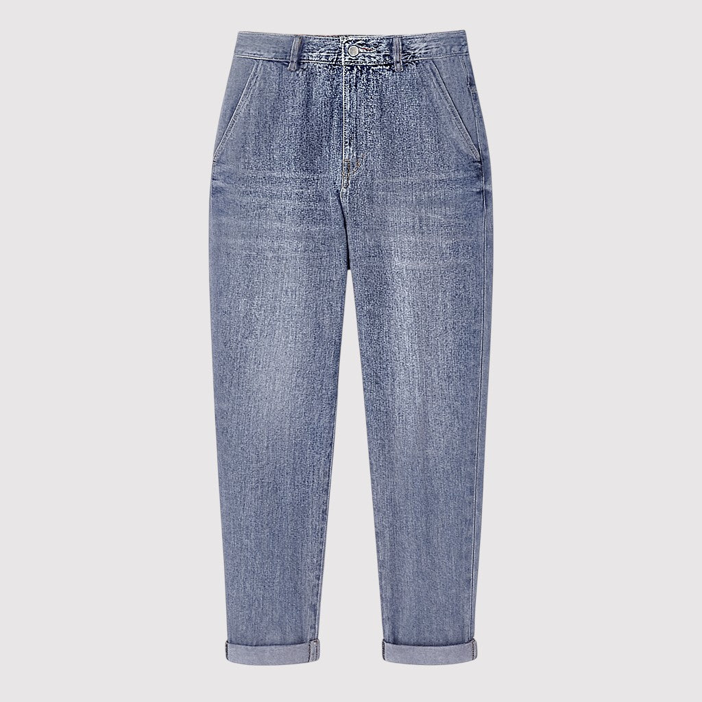 Tapered jeans with high-rise waist and ankle-grazing length, styled for versatile city looks