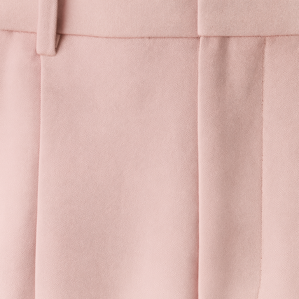 High-waisted wide-leg trousers with front pleats and side pockets.